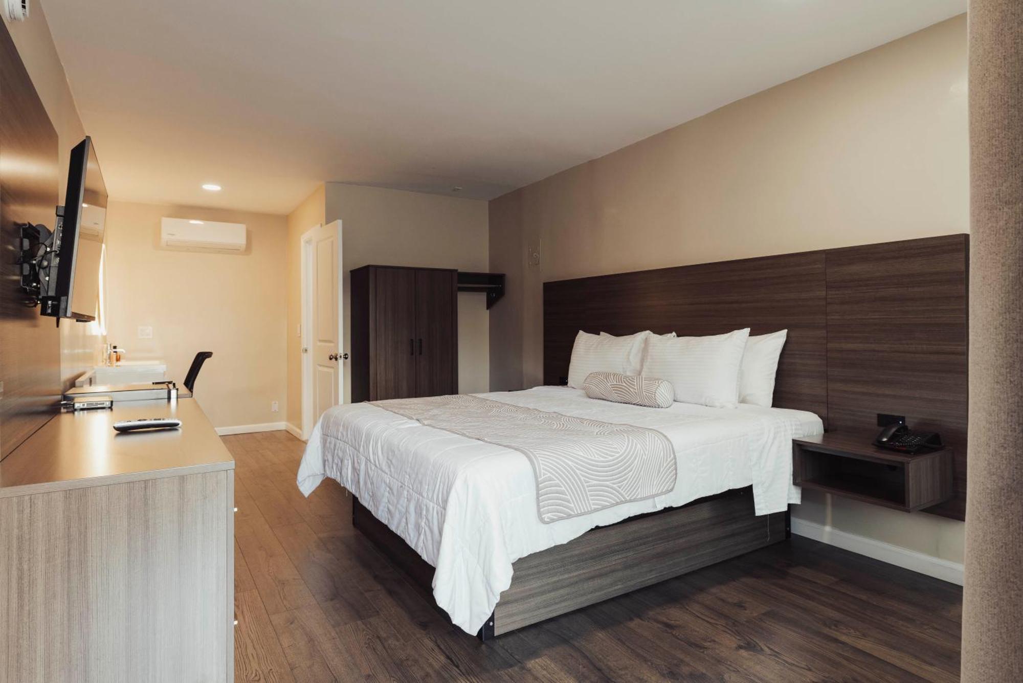 Hotel The Dixie Hollywood 3*
